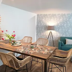 Appartement Situé Dans L'hyper Centre D'auray, Auray