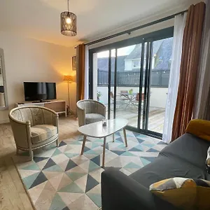 Appartement Plein Centre Auray - Spacieux Duplex T2 Avec Grande Terrasse Ensoleillee, Auray